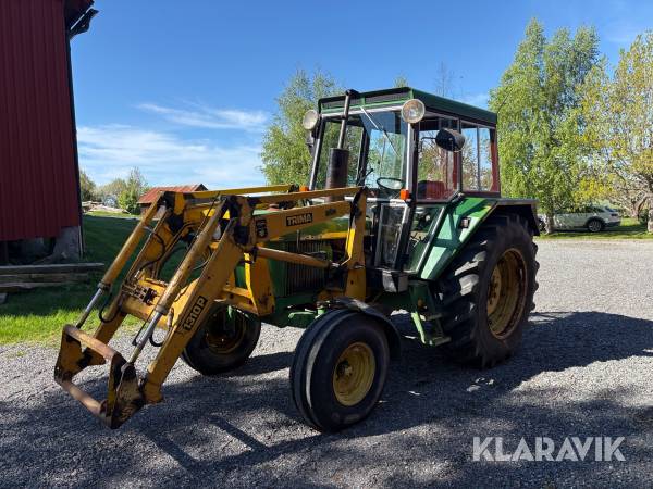 Traktor John Deere 2130