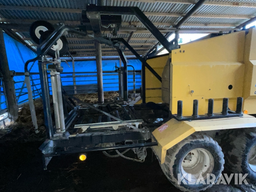 Rundbalspress New Holland BR6090 Combi