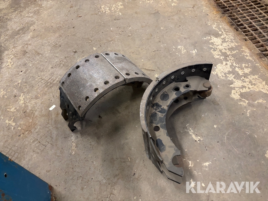 Bromsbackar BPW 420x200 1 par