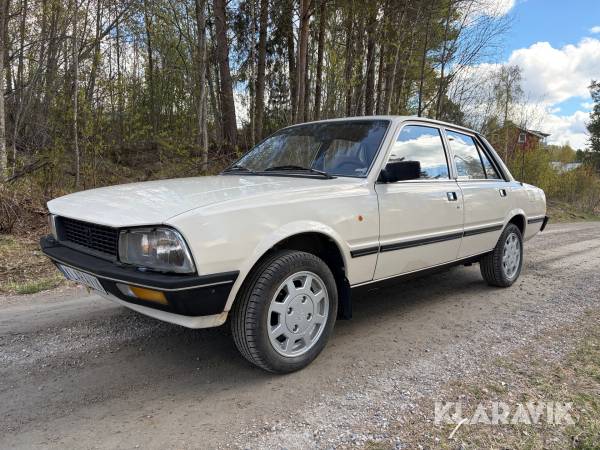 Veteranbil Peugot 505GR 2.0 97hk