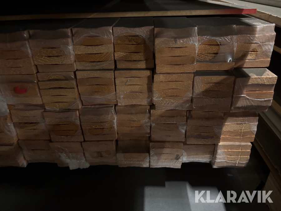 Foder 12x56x2200mm furu 300st