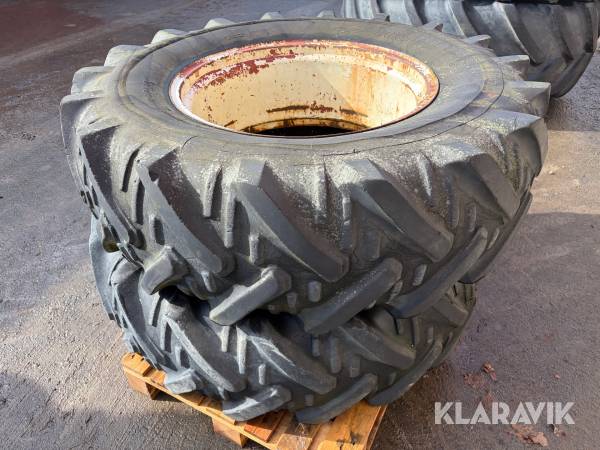 Dubbelmontage däck 2 st Kleber 16.9R28