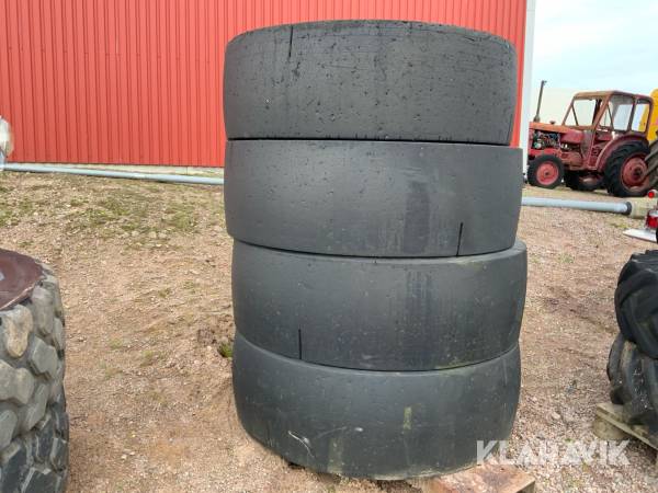 Entreprenaddäck 17.5R25 /4st