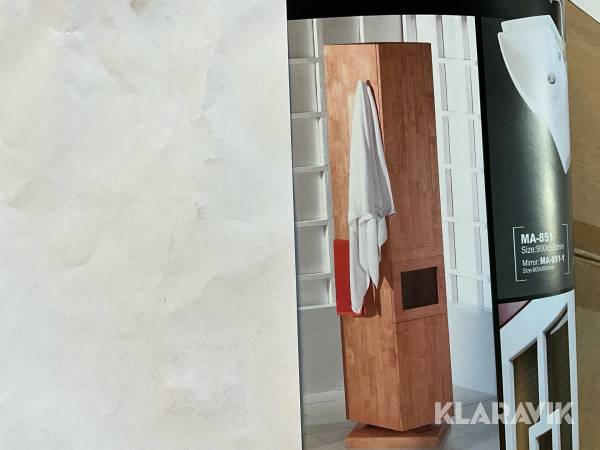 Badrumsskåp snurrgarderob, 1800x350 mm.