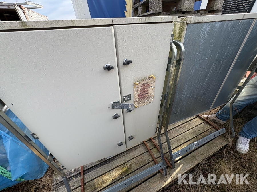 Elcentral/elskåp och kabel