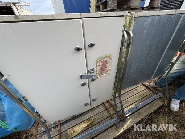 Elcentral/elskåp och kabel