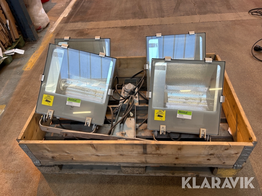 Strålkastare SBP LEO/A 402-94-CR halogen 2 st