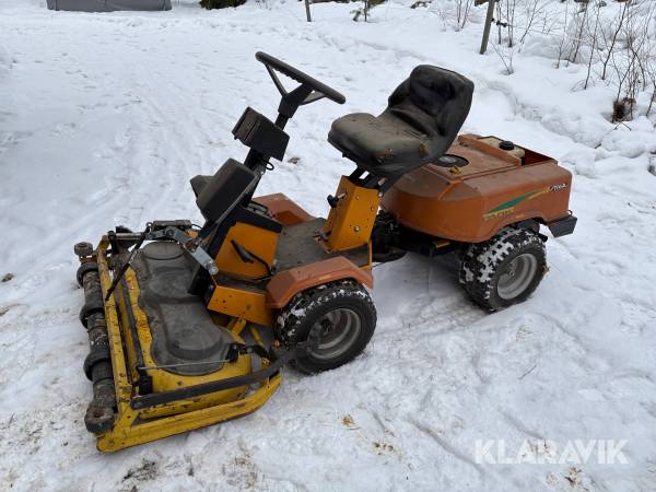 Gräsklippare Stiga park