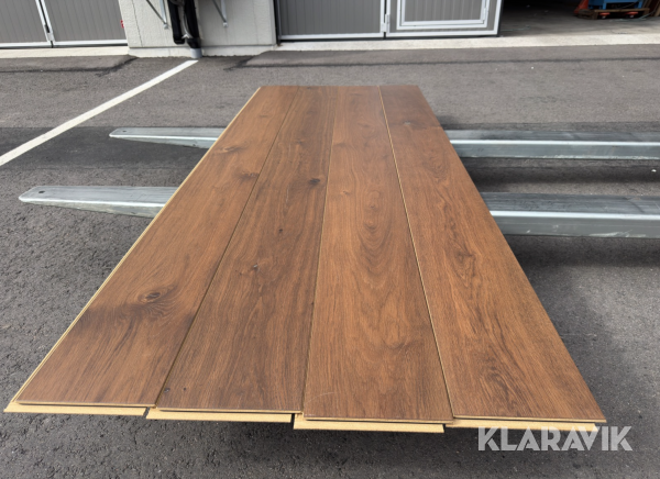 Klickgolv Härdad Ek Medium Smoked, 104,93 kvm 5G, XL, 1-stav