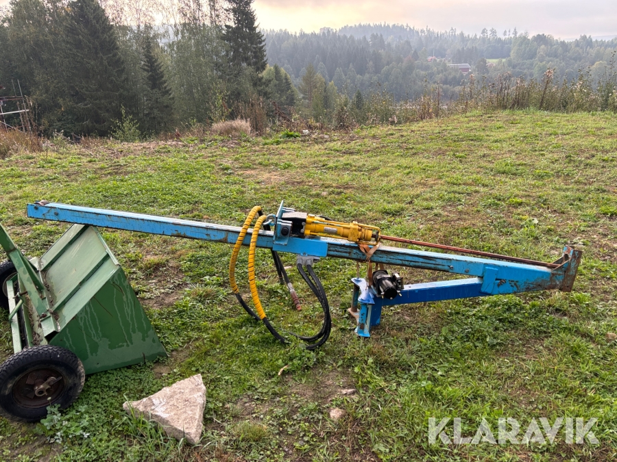 Bergborrmaskin till grävmaskin Atlas Copco LHB23M S40