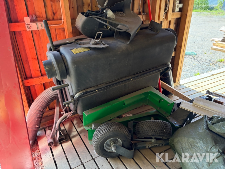 Uppsamlare John Deere F-700 S