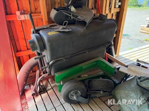 Uppsamlare John Deere F-700 S