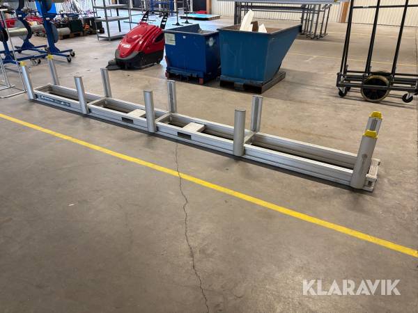 Långgodsförvaring/ rörställ