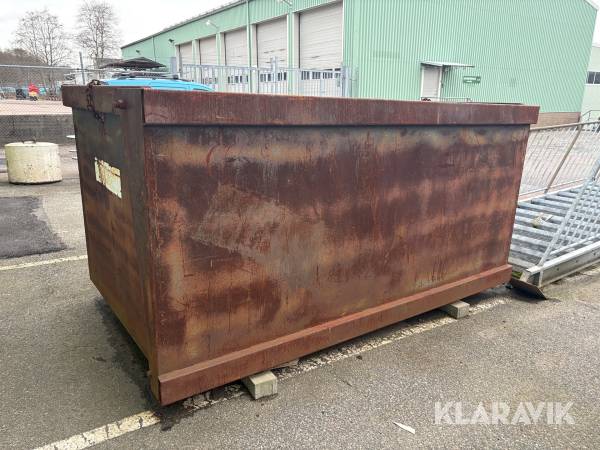 Container med Stora BM fäste 2 st