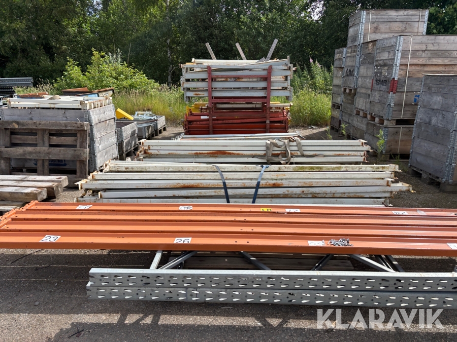 Pallställage Constructor P90 17 gavlar ca 150 balkar 16 halvpallsinlägg