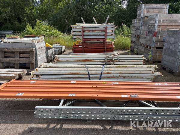 Pallställage Constructor P90 17 gavlar ca 150 balkar 16 halvpallsinlägg