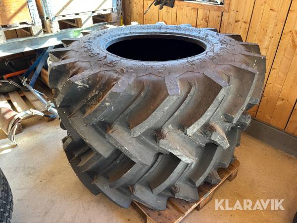 Lantbruksdäck Firestone 16.9R24 2st