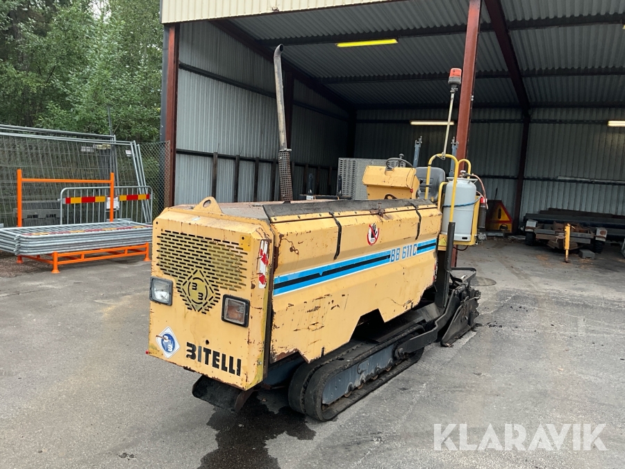 Asfaltsläggare Bitelli BB611C