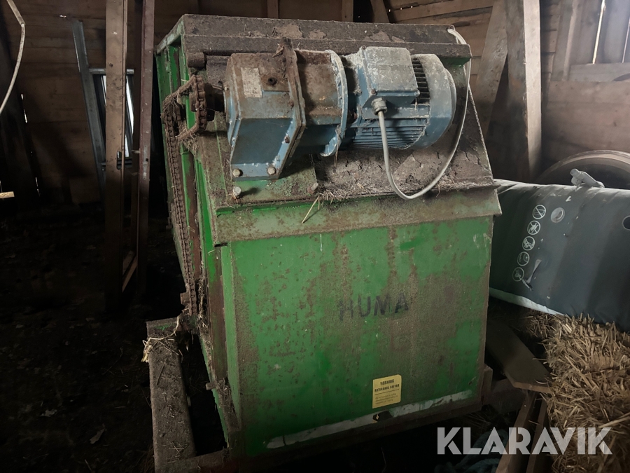 Hjulgående ensilagevagn med kabelskena 30 m Huma 115 Compakt