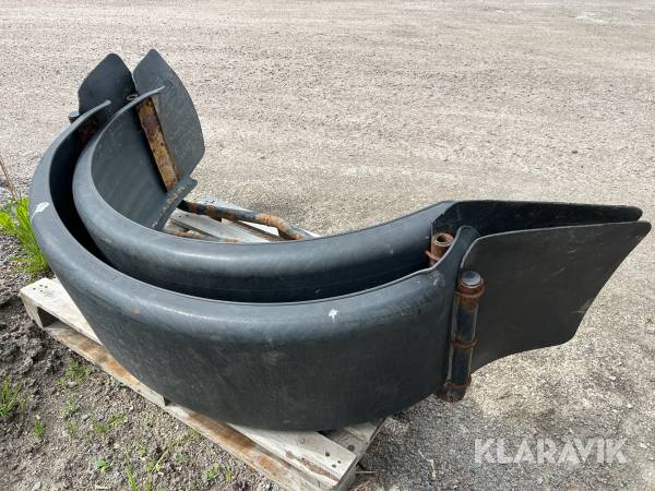 Stänkskärmar bak Ljungby L9