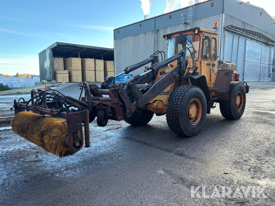 Hjullastare Volvo BM L70 med redskap