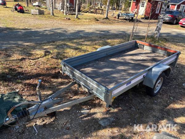 Personbilssläp Tiki-Trailer B-265