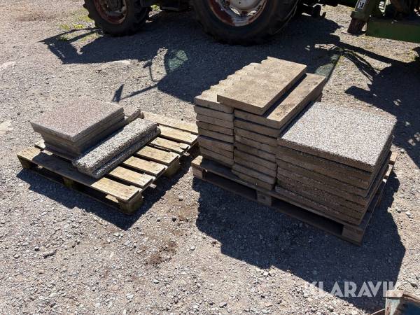 Plattor i olika modell 2st pall