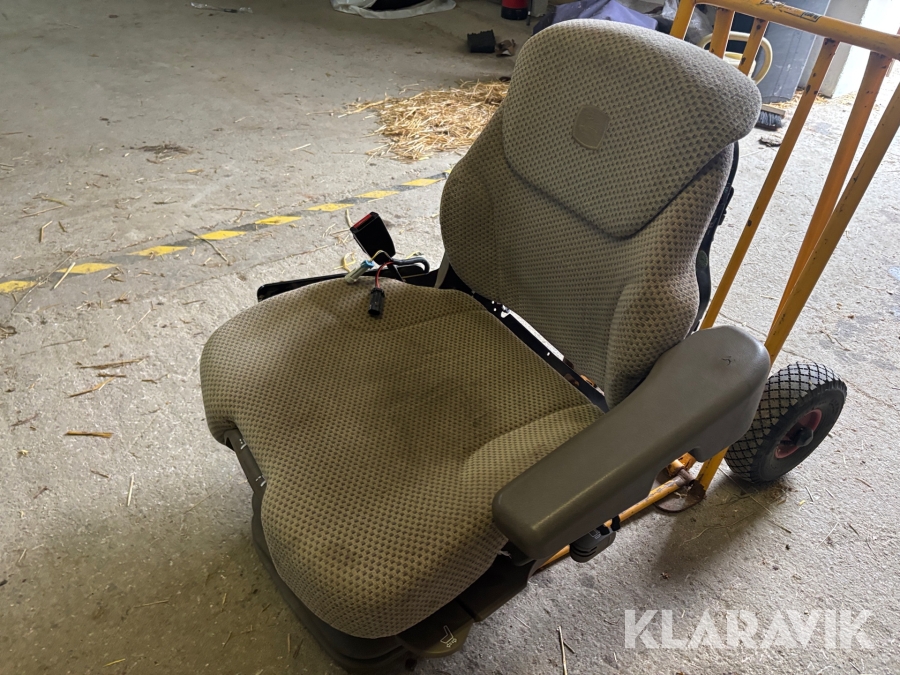 Stol John Deere 625R Grammer ultimate