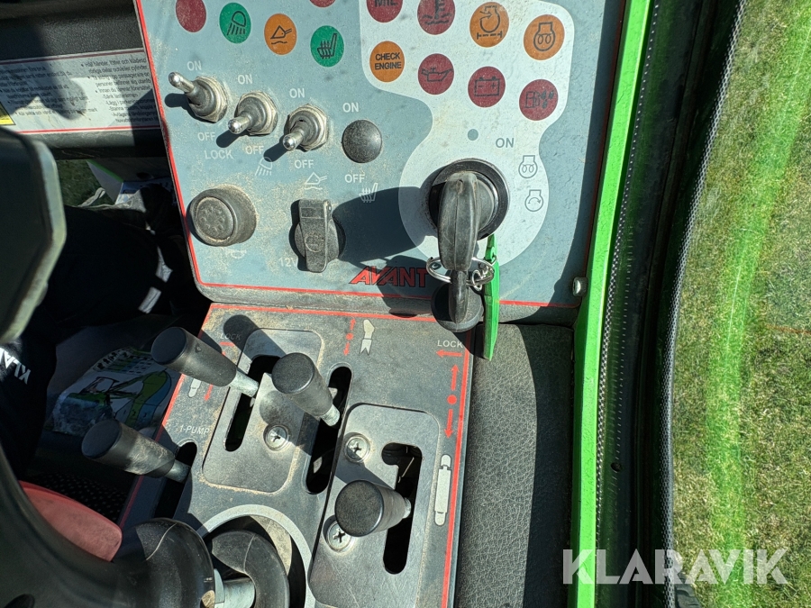 Kompaktlastare Avant 760i optidrive