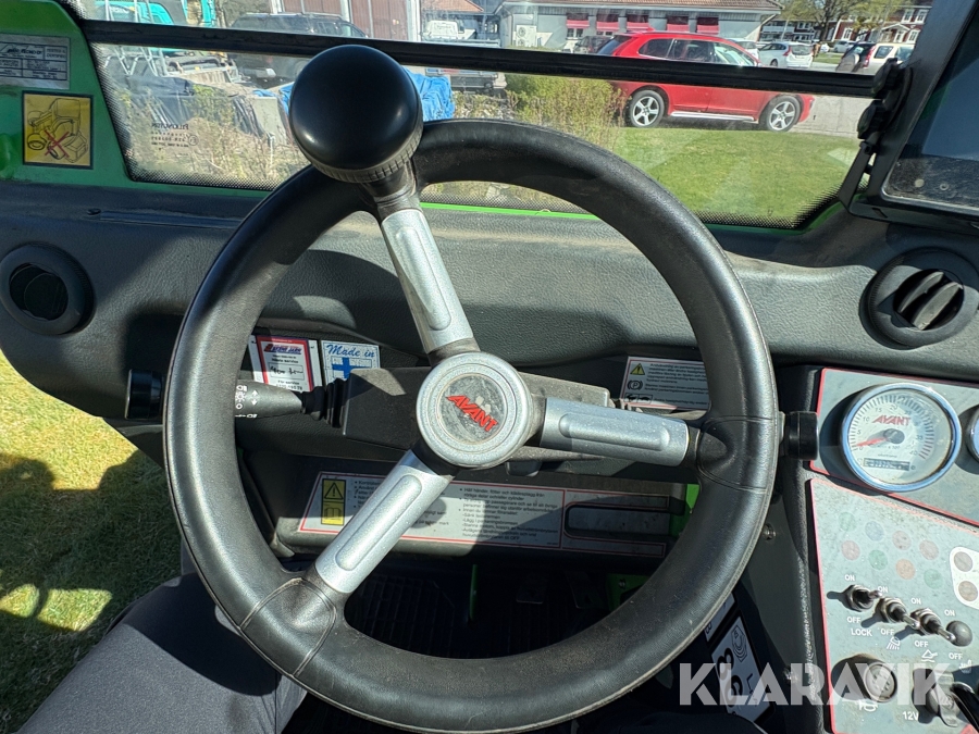 Kompaktlastare Avant 760i optidrive