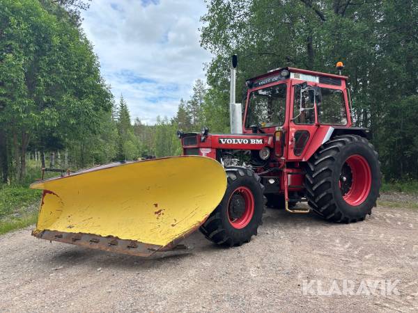 Traktor Volvo BM 2654 plogutruatad