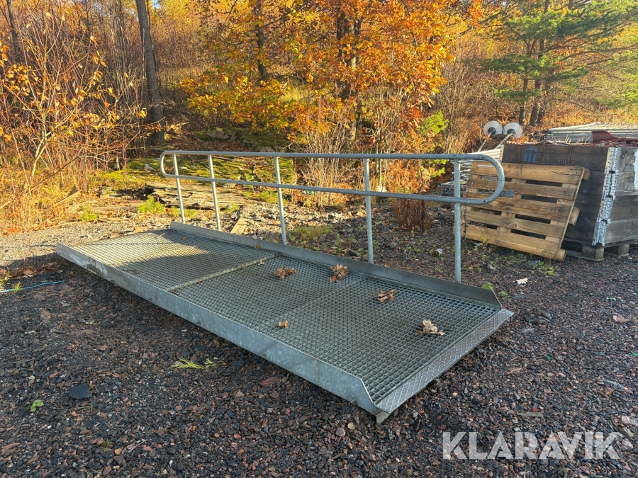 Handikappramp med räcke