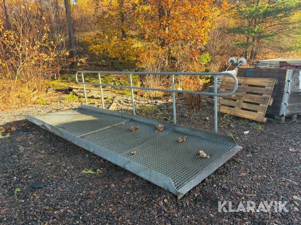 Handikappramp med räcke