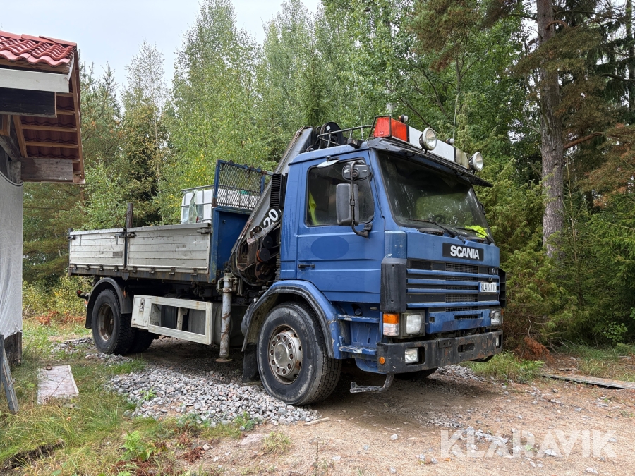 Kranbil Scania P 93 HL 4x2 42