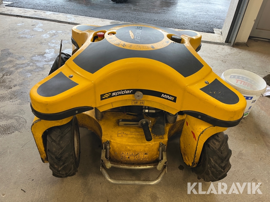 Robotgräsklippare Spider Mini II, Nacka, Klaravik auktioner