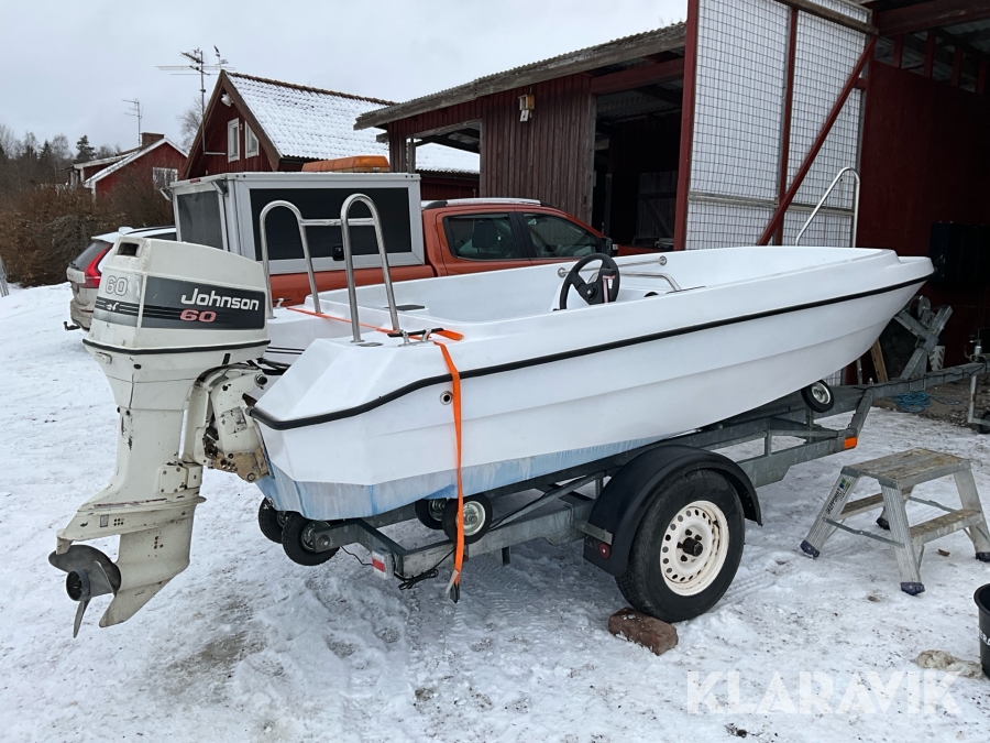 Båt Flipper 470S med båtkärra