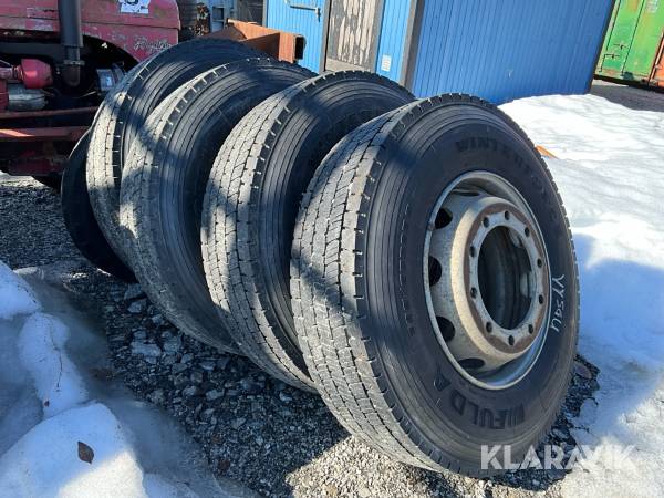 Lastbilsdäck Fulda Winterforce 4 st med fälg