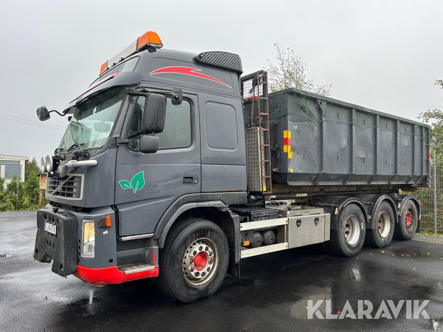 Lastväxlare Volvo FM D13 8x4 med flak
