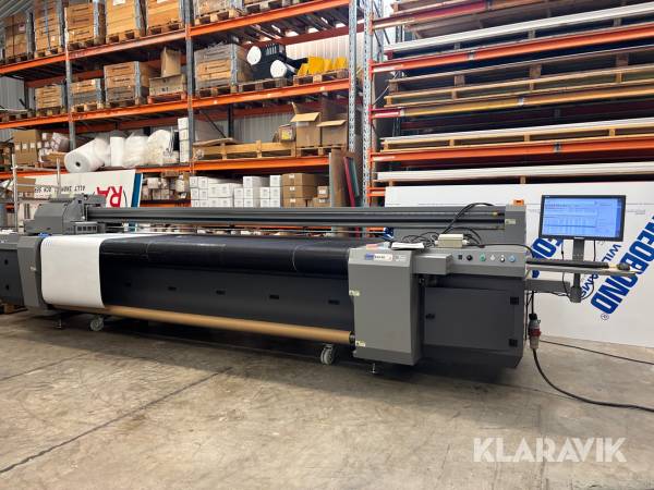 Flatbed inkjet printer SignRacer HT3200UV-B med sidobord 3.26m
