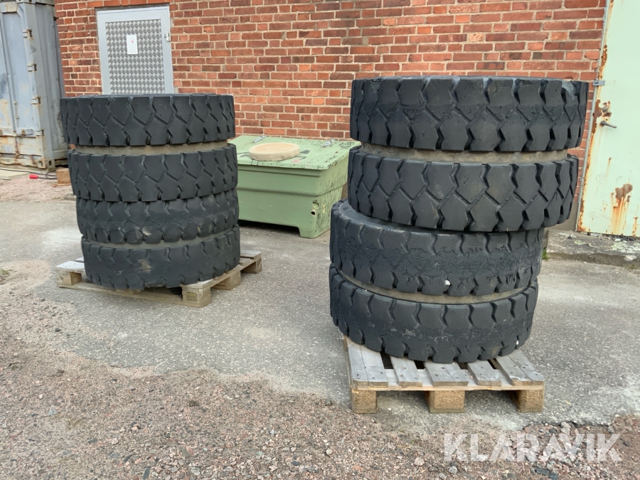 Entreprenadhjul 10.00-20 4 st