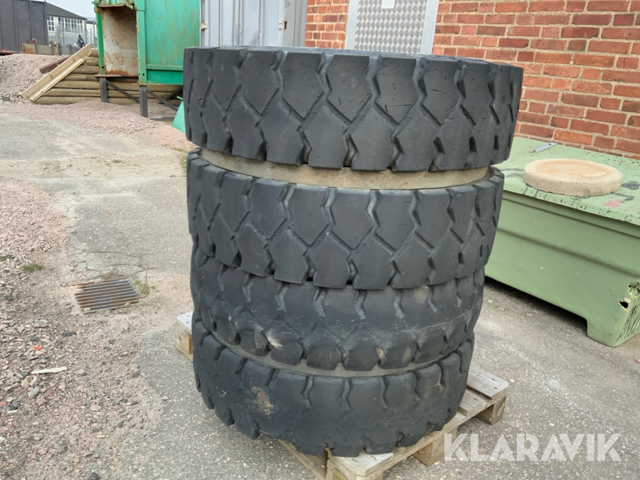 Entreprenadhjul 10.00-20 4 st