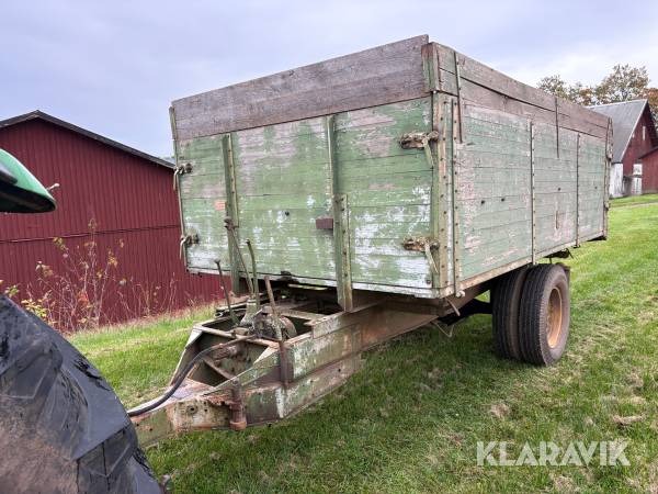Spannmålskärra med trevägstipp