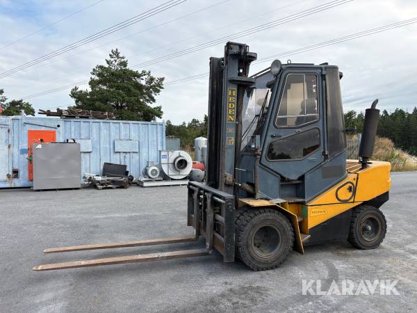Truck Heden 8445