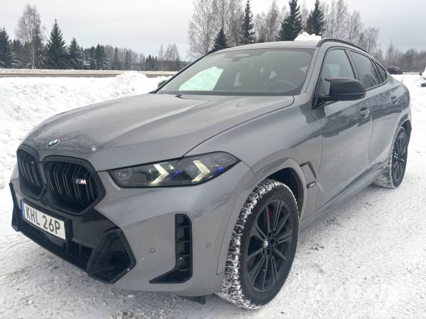 BMW X6 M60i