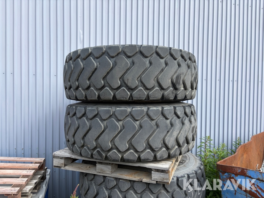  Kompletta hjul Volvo L60H 20.5-R25 4 st