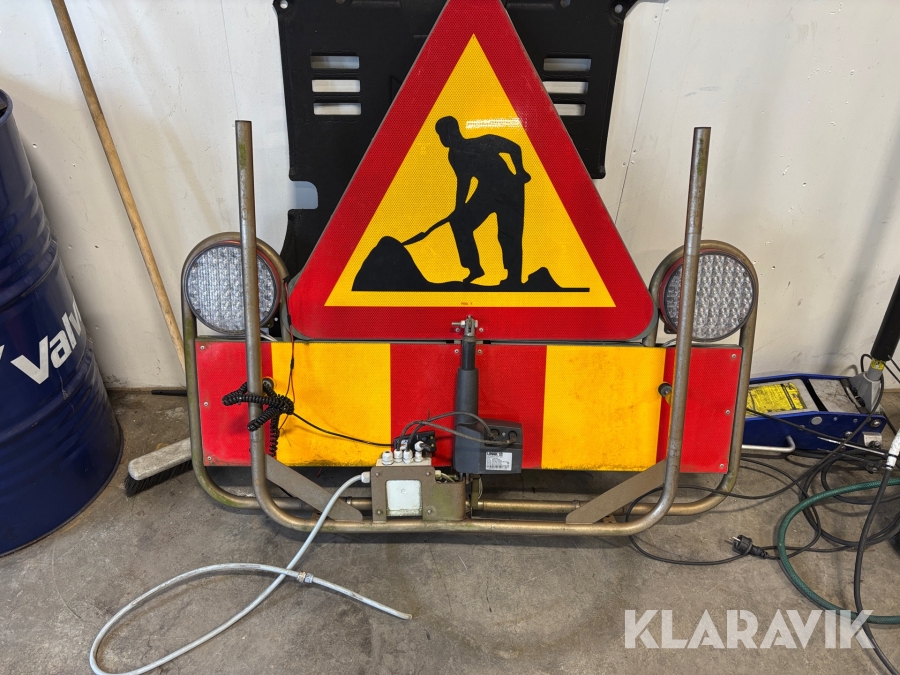 Trafikskylt Blinkfyrar elstyrd med kontroll med ljusramp