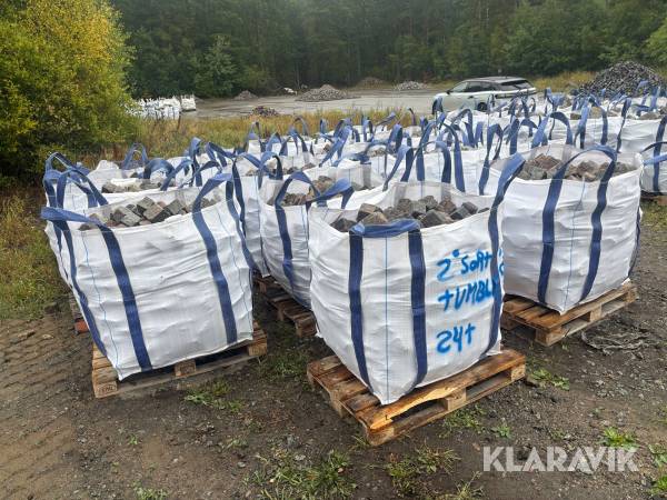 Smågatsten / Gatsten Svensk Mix Granit 8/11 - Totalt cirka 24ton / 120m2