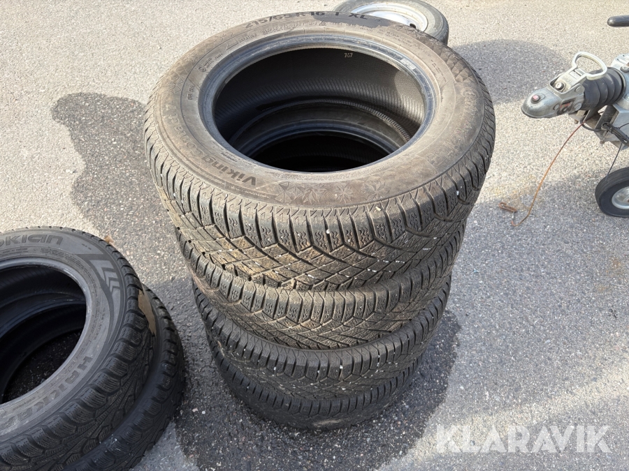 Däck 215/65R16 4st
