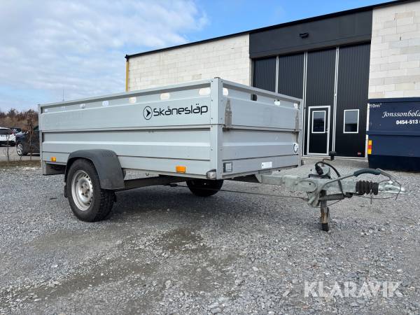 Personbilssläp Hapert Amigo med kåpa