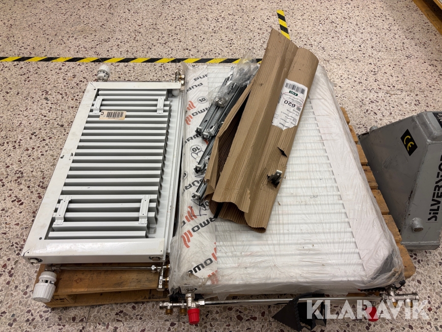 Vattenburna radiatorer 4st
